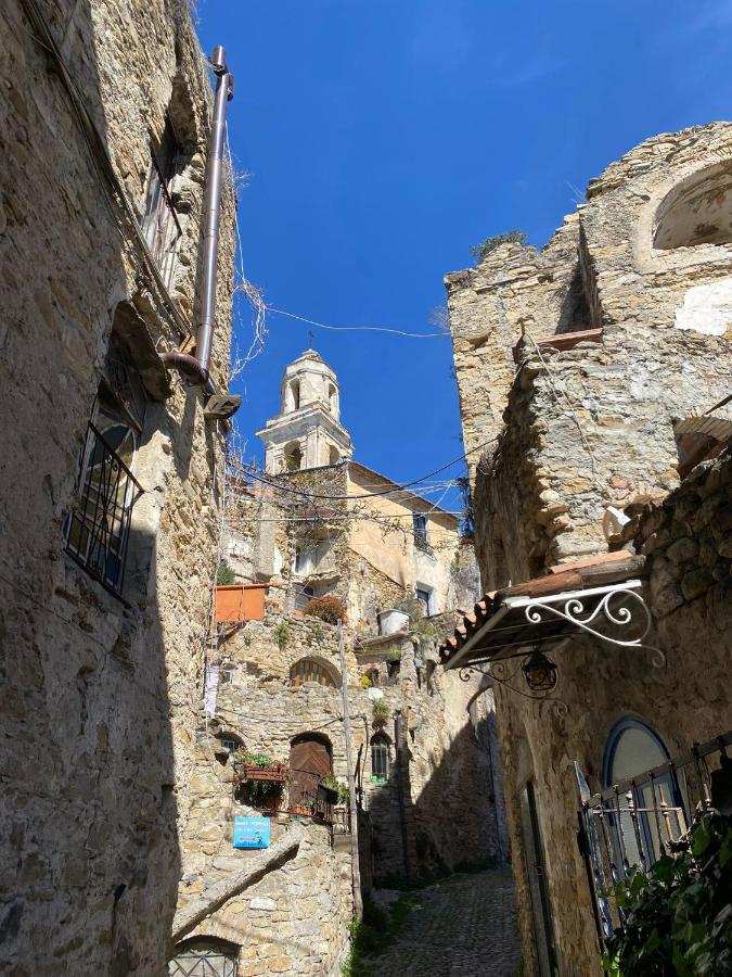 Piazzetta Little Suite Taggia Exterior foto