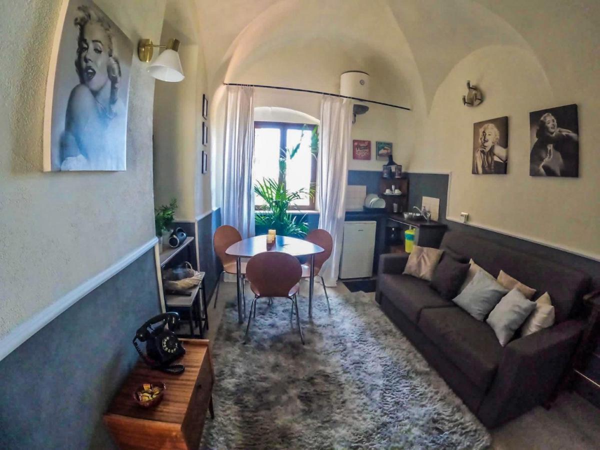 Piazzetta Little Suite Taggia Exterior foto